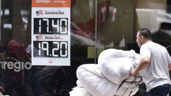 Peso se aprecia en medio de la discusión de las remesas