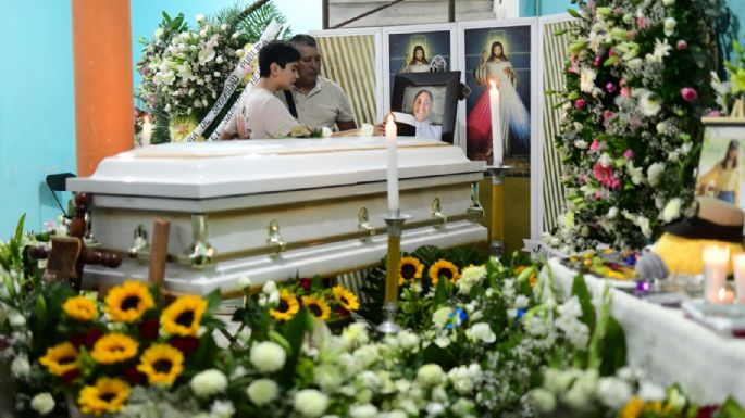 Llega a Xalapa el cuerpo de la cadete América Yamileth tras accidente del buque Cuauhtémoc