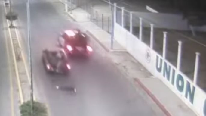 Normalistas eran perseguidos por policías, uno cayó y murió; FGE recoge evidencias tres días después