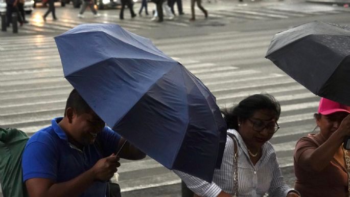 Llega la primera onda tropical; chubascos y lluvias fuertes afectarán a 27 estados el miércoles