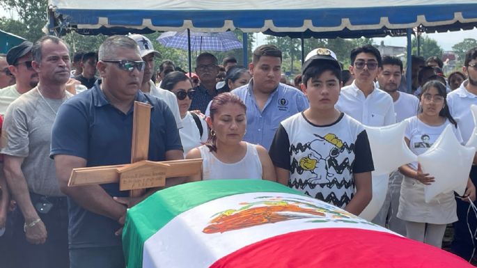 Sepultan a la cadete naval América Yamileth; “que esto no quede impune”, pide su madre (Videos)