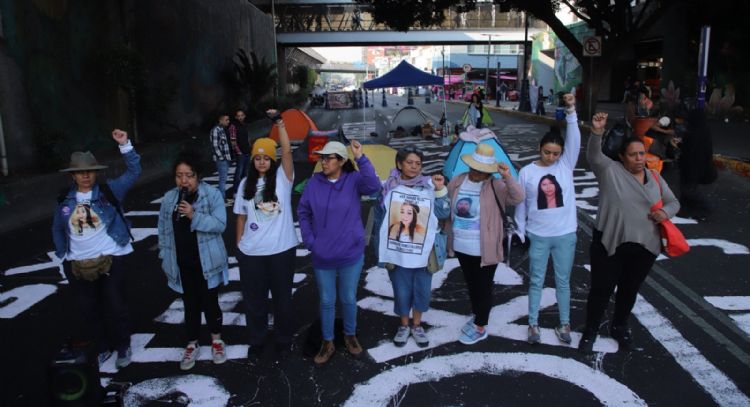 “Ya queremos acciones”: Familias buscadoras continuan bloqueo indefinido en Tlalpan
