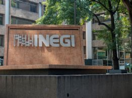 La economía mexicana libra la recesión; Inegi reporta crecimiento de 0.2 por ciento