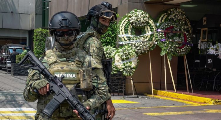 Con fuertes medidas de seguridad y un ritual prehispánico sepultan a Ximena Guzmán