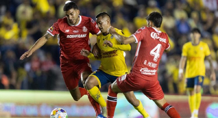 América se conforma con un 0-0 ante Toluca en ida de la final