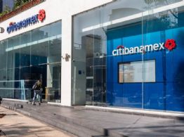 Reportan fallas en cajeros automáticos y banca en línea de Banamex (Video)