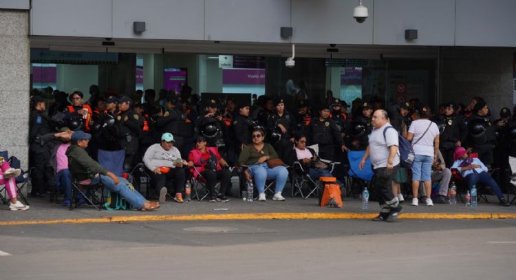 Embajada de EU emite â€œalerta de seguridadâ€ por bloqueos del CNTE en el AICM