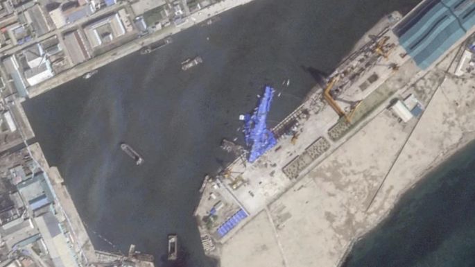 Corea del Norte detiene a tres funcionarios por el fallido lanzamiento de un destructor naval