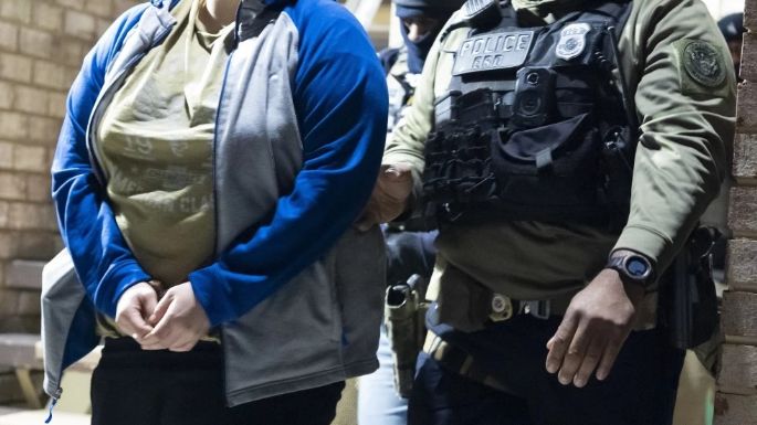 Administración Trump libera a personas en refugios que amenazó con procesar por ayudar a migrantes