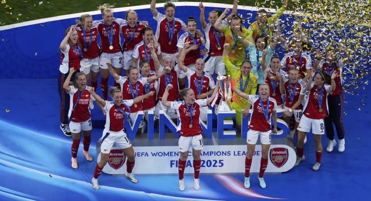 Arsenal vence 1-0 al Barcelona y gana la UEFA Women's Champions League