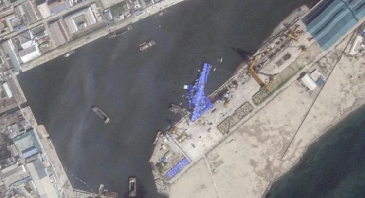 Corea del Norte detiene a tres funcionarios por el fallido lanzamiento de un destructor naval