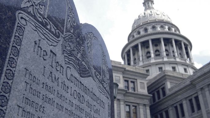 Aprueban ley en Texas que obliga a exhibir los Diez Mandamientos en todas las aulas de colegios