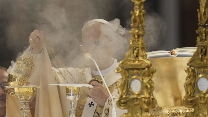 El papa León XIV declara: "¡Soy romano!", al completar formalidades como obispo de Roma