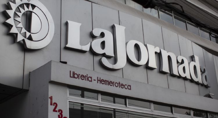 Amenazan con estallar huelga en "La Jornada"; trabajadores rechazan el paro