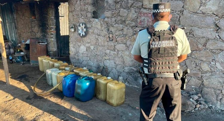 Detienen a once elementos de la Guardia Nacional por huachicoleo en Guanajuato