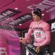 Isaac del Toro mantiene el liderato del Giro de Italia tras 15 etapas
