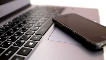 Así detectan los ladrones que dejaste tu celular y computadora en el auto