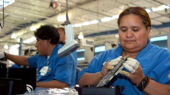 Colombia y Costa Rica le ganan a México en igualdad salarial: BBVA