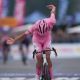 Isaac del Toro gana su primera etapa en el Giro de Italia y mantiene el liderato