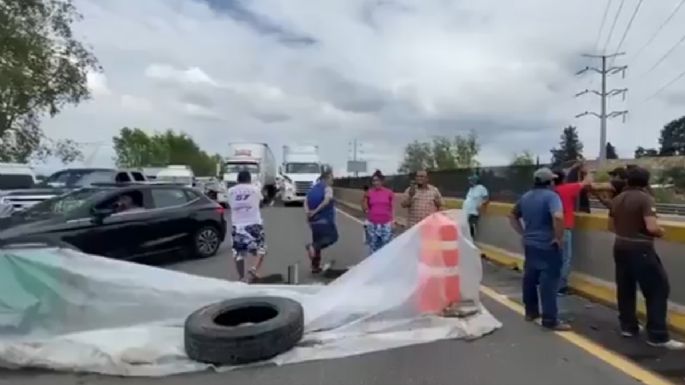 Habitantes de San Miguel Xoxtla bloquean la autopista México-Puebla (Video)
