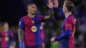 Barcelona vence 2-1 al Valladolid en LaLiga y sigue como líder