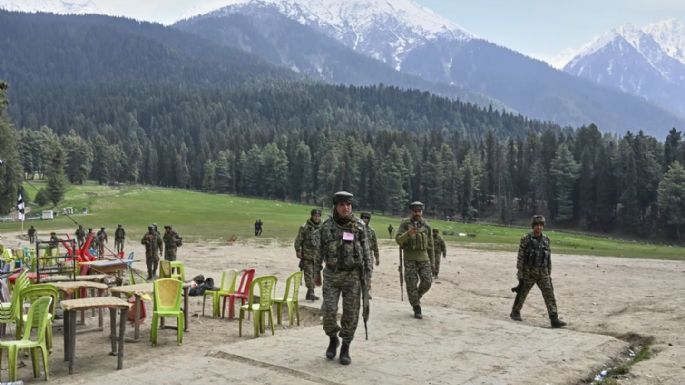 Pakistán prueba misil balístico mientras aumentan las tensiones con India tras masacre de Cachemira