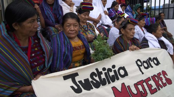 Condenan a 40 años de prisión a tres exparamilitares en Guatemala por crímenes de guerra y violación