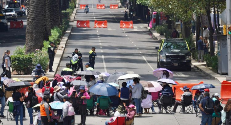CNTE cumple medio mes de protestas