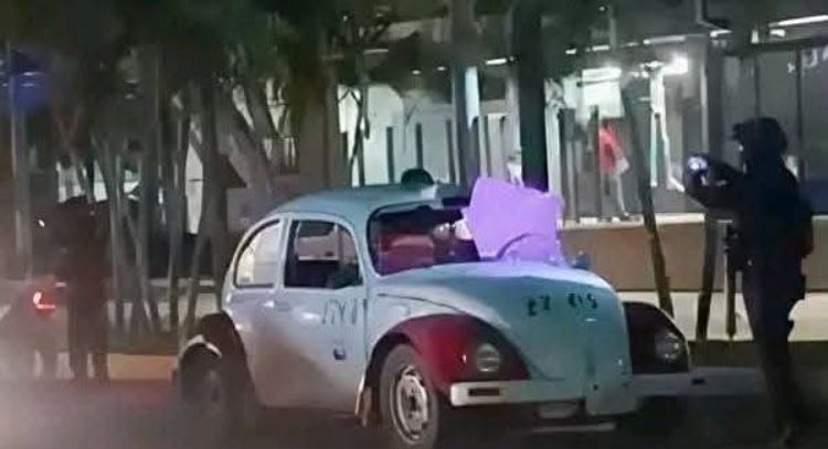 Encuentran cinco cuerpos desmembrados dentro de taxi en Acapulco