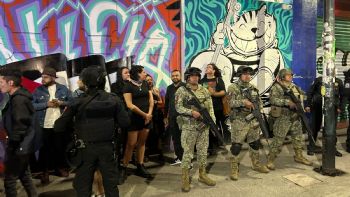 Ejército y policía desalojan concierto en el Multiforo Alicia; suspenden a mandos (Video)