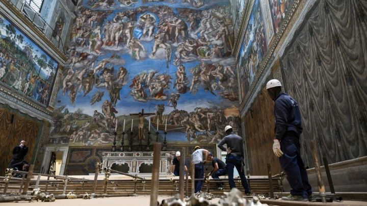 Antes del cónclave, el personal del Vaticano jura guardar secreto bajo amenaza de excomunión