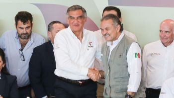Gobernador Américo Villarreal y director general del Infonavit Octavio Romero se reúnen