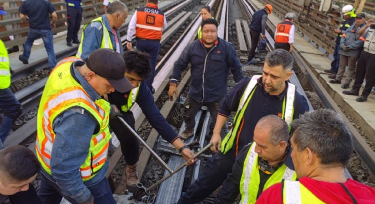 Se deforman las vías en la Línea B del Metro; suspenden el servicio (Videos)