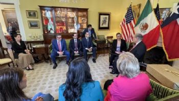 Gobernadora de Chihuahua se reúne con Greg Abbott para fortalecer relación con Texas