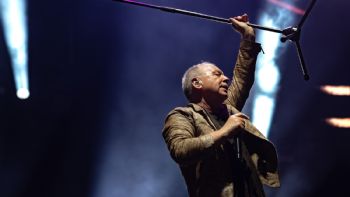Simple Minds se presenta en la Arena Ciudad de México con su “Global tour 2025” (Videos)