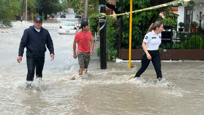 Tormenta deja bajo el agua a Piedras Negras; Ejército activa el Plan DN-III