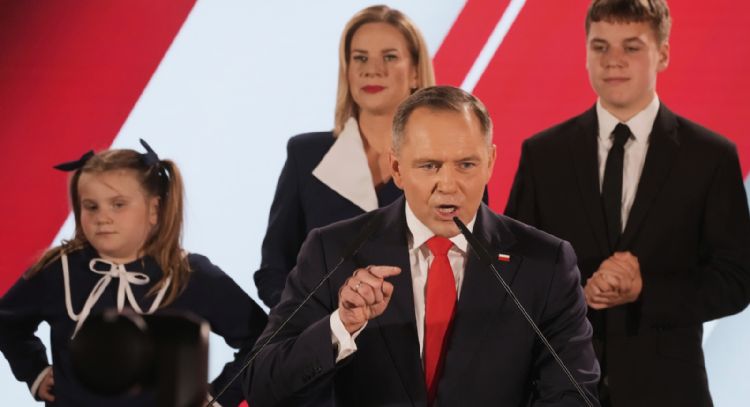 El conservador Karol Nawrocki gana las elecciones presidenciales en Polonia