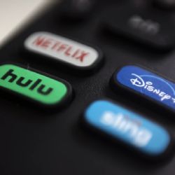 Disney pagará casi 439 mdd para tomar el control total del servicio de streaming Hulu