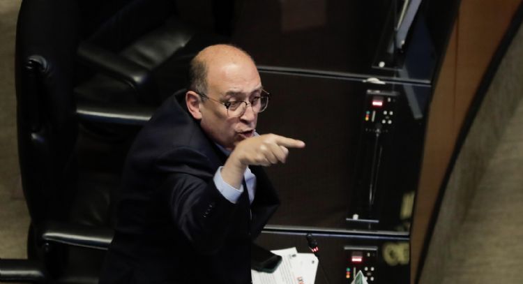 Rubén Moreira regaña al gobierno de Sheinbaum por declaraciones sobre protestas en EU