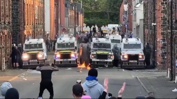 Presunta agresión sexual desata protestas contra la migración en Irlanda del Norte