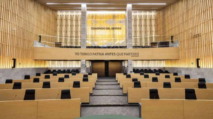 Ciberasedio: avanza ley que castigaría con cárcel los insultos en redes