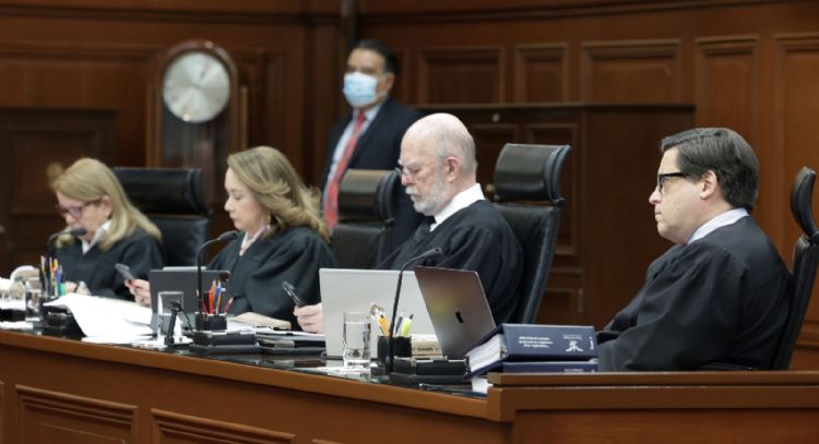 Senadores de Morena buscan eliminar el uso de la toga en la Corte: “simboliza la justicia de antes”