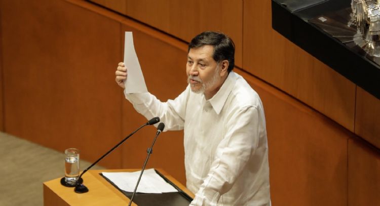 “Ya llegó el doctor Noroña para darles su medicamento”, dice el senador a la oposición