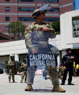 Trump desplegó ilegalmente a la Guardia Nacional en Los Ángeles: juez