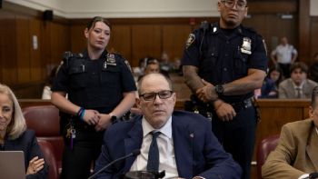 Juez declara juicio nulo en caso Weinstein por violación tras negativa del jurado a deliberar