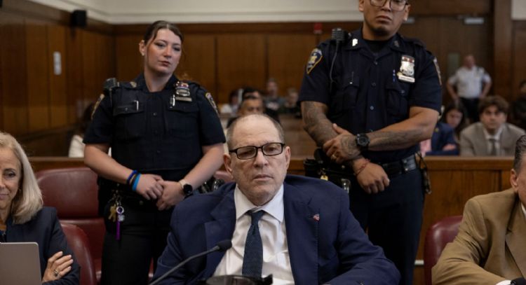 Juez declara juicio nulo en caso Weinstein por violación tras negativa del jurado a deliberar