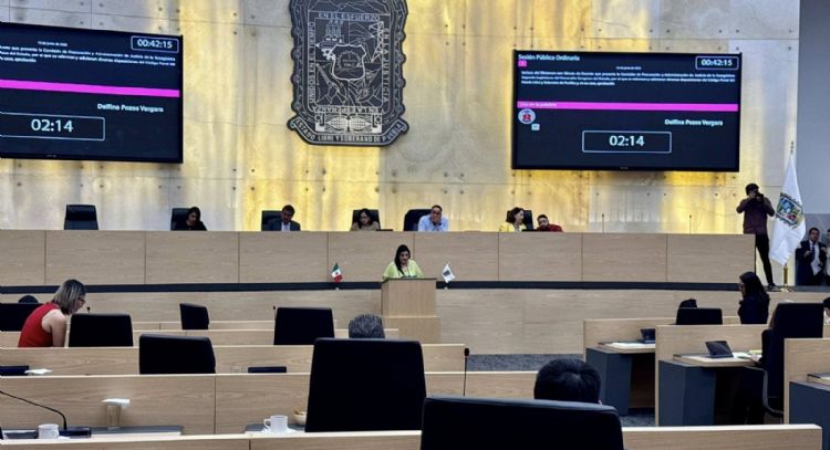 La 4T en Puebla aprueba castigar con cárcel los insultos en redes sociales
