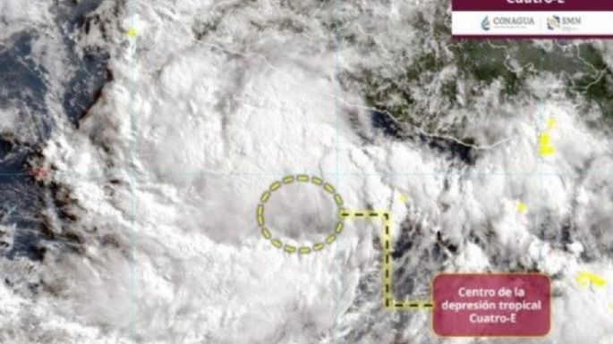 Prevén lluvias intensas en 13 estados por la Depresión Tropical Cuatro-E que avanza en el Pacífico