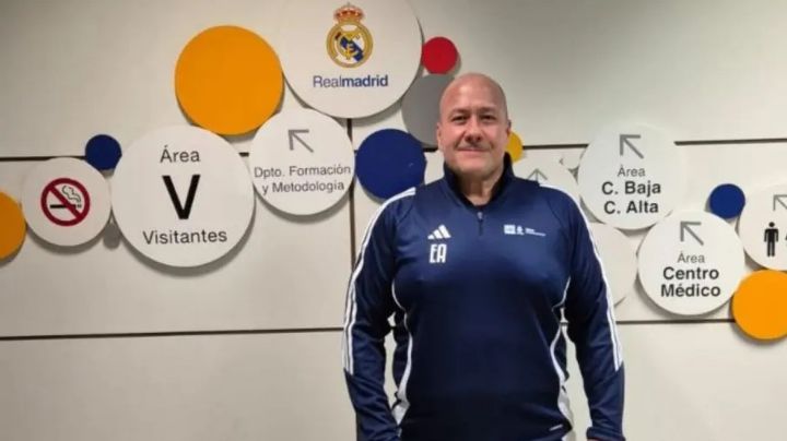 Enrique Alfaro, exgobernador de Jalisco, presume que se graduó en escuela del Real Madrid