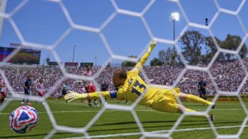 El Paris Saint-Germain golea 4-0 al Atlético de Madrid en su debut en el Mundial de Clubes
